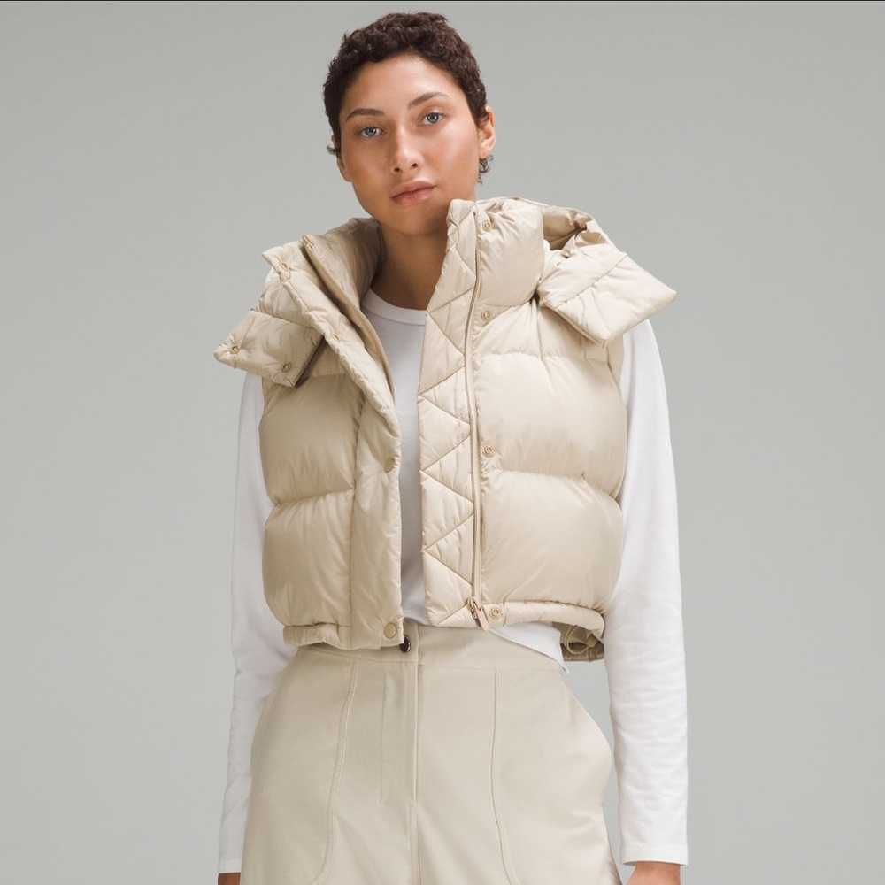 Wunder puffed super-cropped vest in trench color